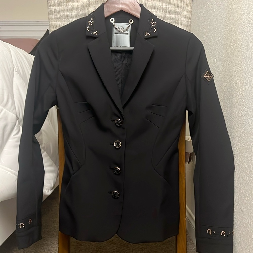 STUNNING Swarovski equestrian show coat